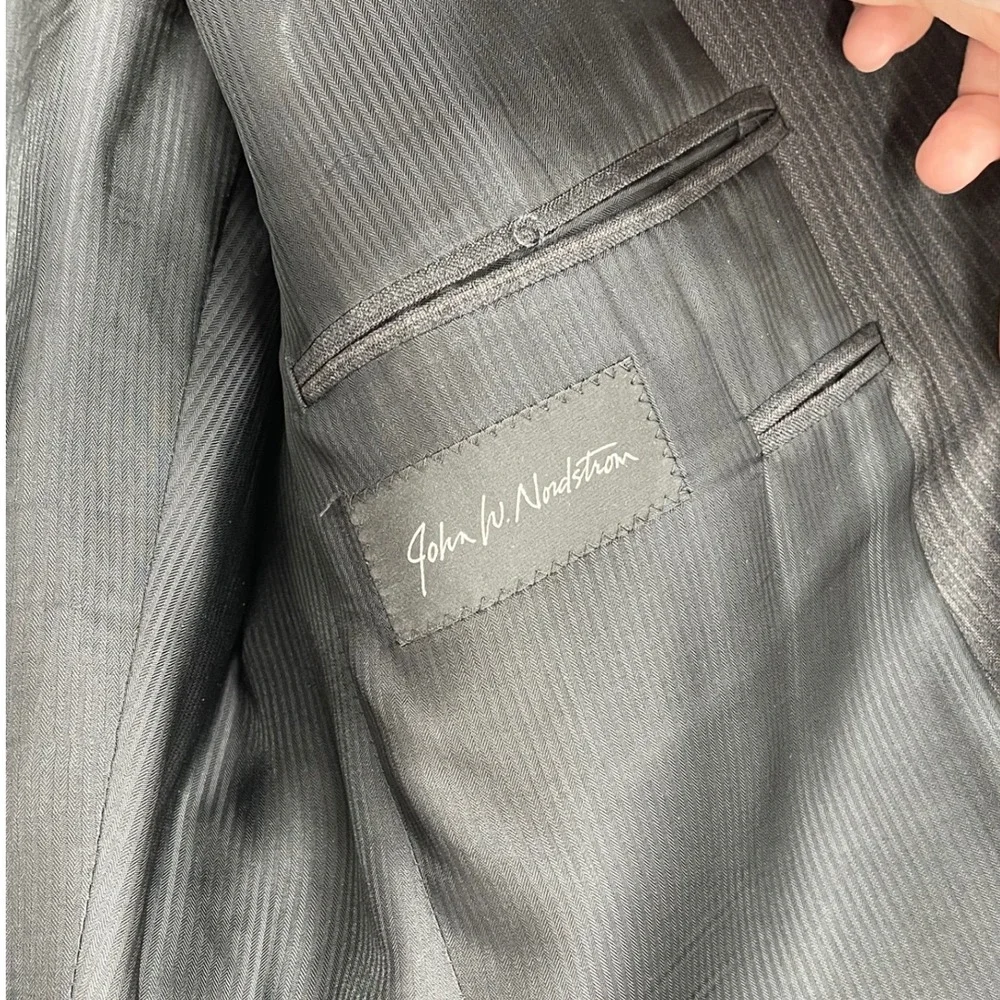 John W. Nordstrom Blazer 42R Gray Pinstripe 2-Button Wool Jacket Loro Piana
